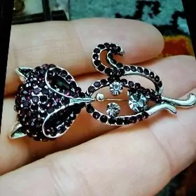 Granat gyzyl gas gadym