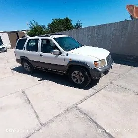 Nissan Pathfinder 1999