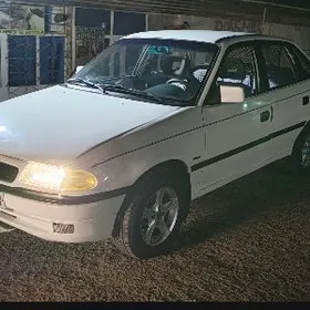 Opel Astra 1992