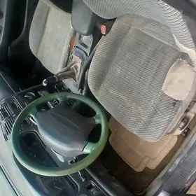 Mitsubishi Galant 1993