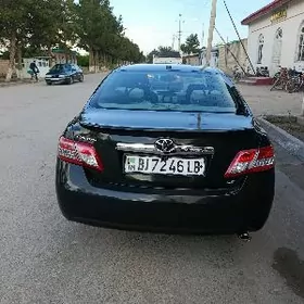 Toyota Camry 2010
