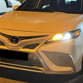 Camry bamper 2022 SE