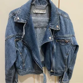 джинсовая куртка