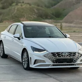 Hyundai Sonata 2021