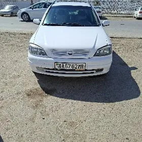 Opel Astra 2000