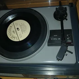 РАДИОЛА СССР.