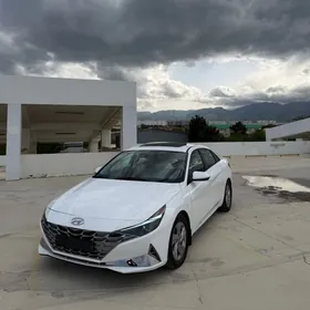 Hyundai Elantra 2021