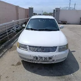Volkswagen Passat 1999