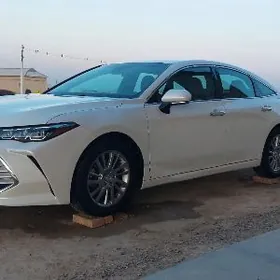 Toyota Avalon 2020