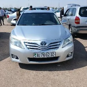 Toyota Camry 2010