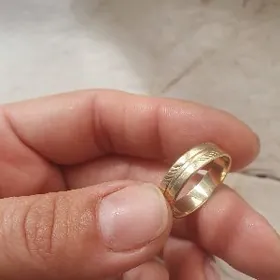 gyzyl oburcalka yuzuk