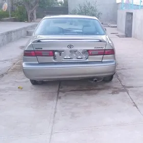 Toyota Camry 1997