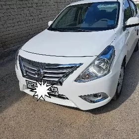 Nissan Sunny 2023