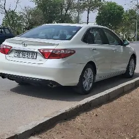 Toyota Camry 2017