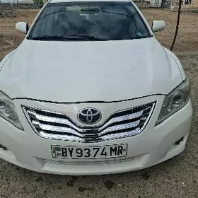 Toyota Camry 2011