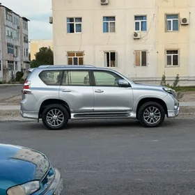 Toyota Land Cruiser Prado 2014