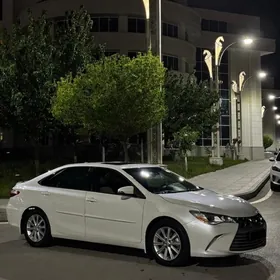 Toyota Camry 2016