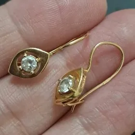 gyzyl gadymy gulakalka