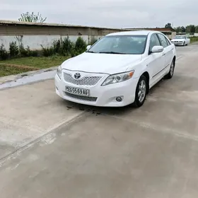 Toyota Camry 2010