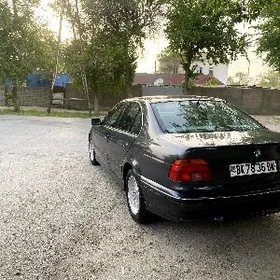 BMW E39 1998