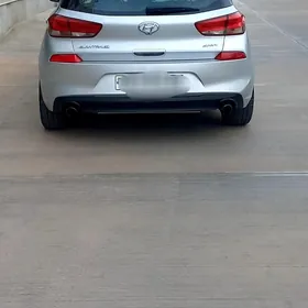 Hyundai Elantra GT 2017