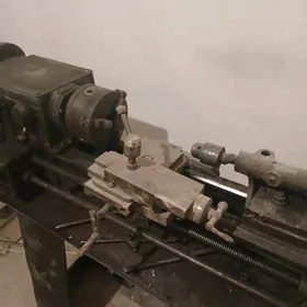 учебни такарни станок