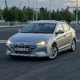 Hyundai Elantra 2020