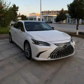 Lexus ES 350 2025