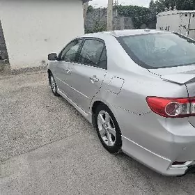 Toyota Corolla 2011