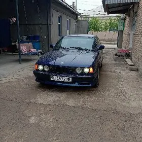 BMW 525 1989