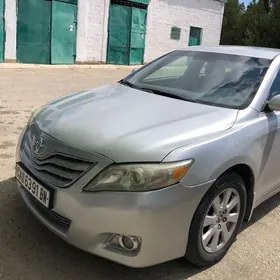 Toyota Camry 2010