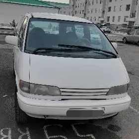 Toyota Previa 1991