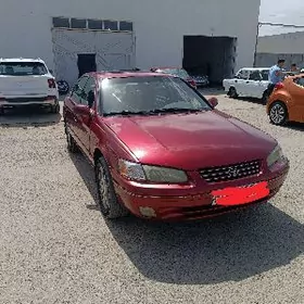 Toyota Camry 1998
