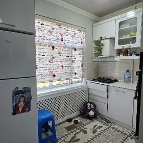 ️Kim Raion 3 Etaj 1/2 Komnat