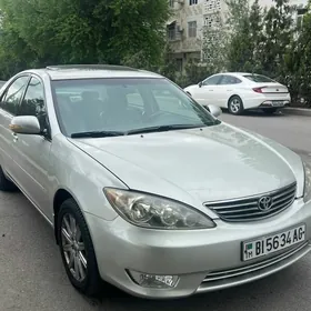 Toyota Camry 2005