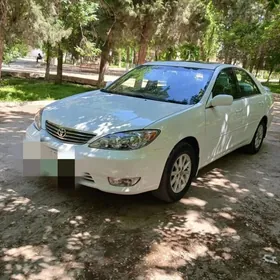 Toyota Camry 2003