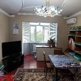 Гаудан Б 3+1 комнаты