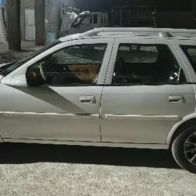 Opel Vectra 1998