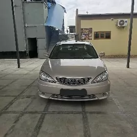 Toyota Camry 2003