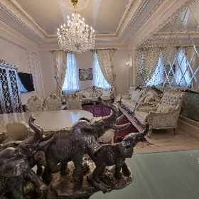 элитка по Ататурка 5комн 6эт