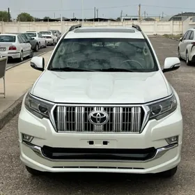 Toyota Land Cruiser Prado 2021