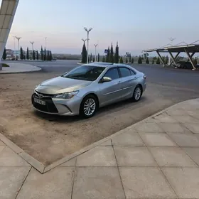 Toyota Camry 2017
