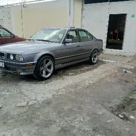 BMW 525 1992