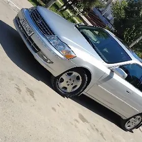 Toyota Avalon 2000