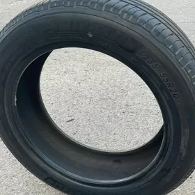 MICHELIN 235/55/20