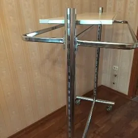 Стойка для одежды