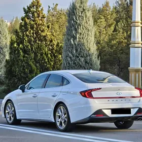 Hyundai Sonata 2021