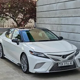 Toyota Camry 2022