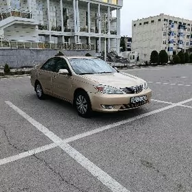 Toyota Camry 2004