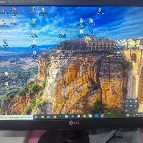 LG monitor